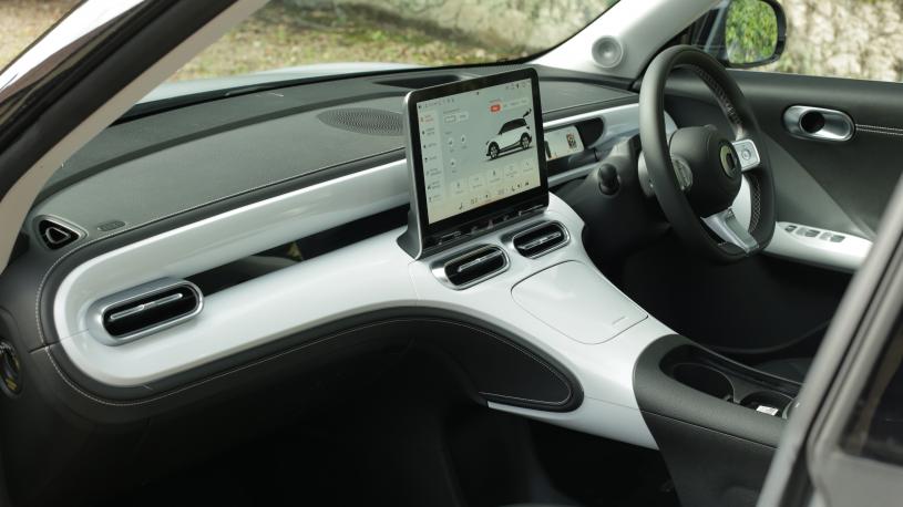 3955050 200kW Pure 49kWh 5dr Auto