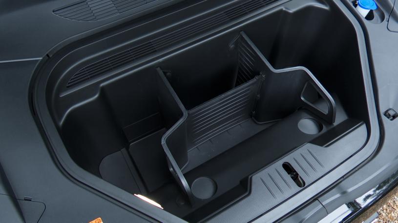 3942636 197kW Select 72kWh RWD 5dr Auto [Tech+]