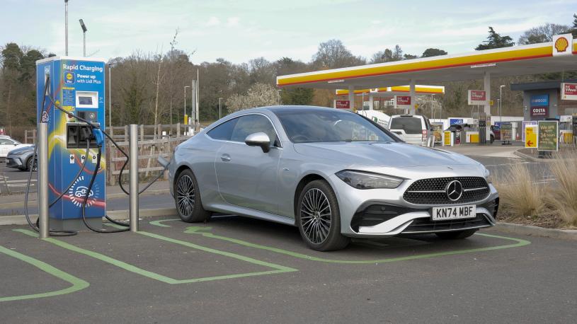 3843358 CLE 300e AMG Line Premium Plus 2dr 9G-Tronic