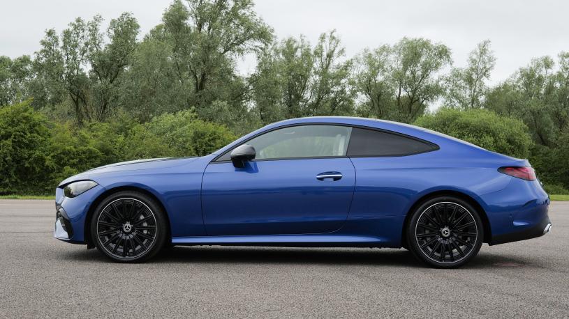 3843359 CLE 300e Premier Edition 2dr 9G-Tronic