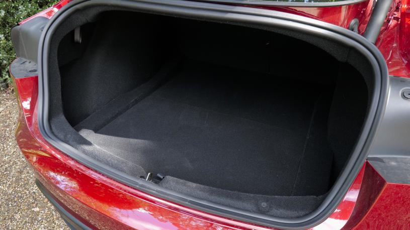 3843379 Performance AWD 4dr Auto