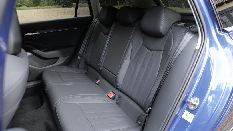 3844565 1.5 TSI iV Laurin + Klement DSG 5dr