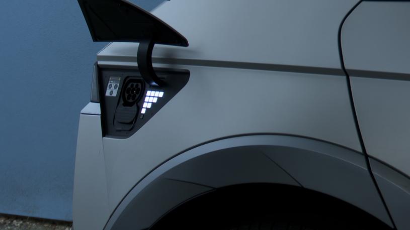 3866862 125kW Premium 63 kWh 5dr Auto