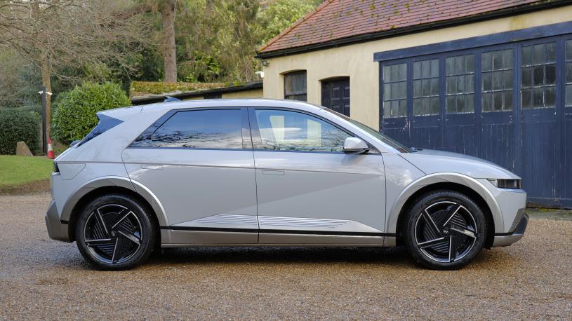 3942648 239kW Ultimate 84 kWh 5dr AWD Auto [Zen Pack]