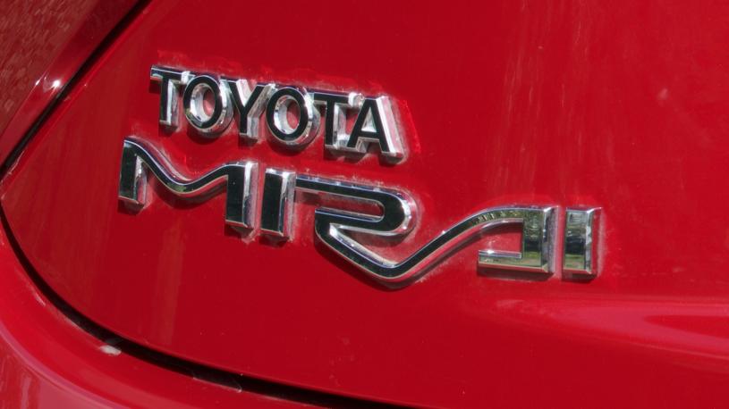 3979036 Hydrogen fuel cell 182 Excel 4dr CVT