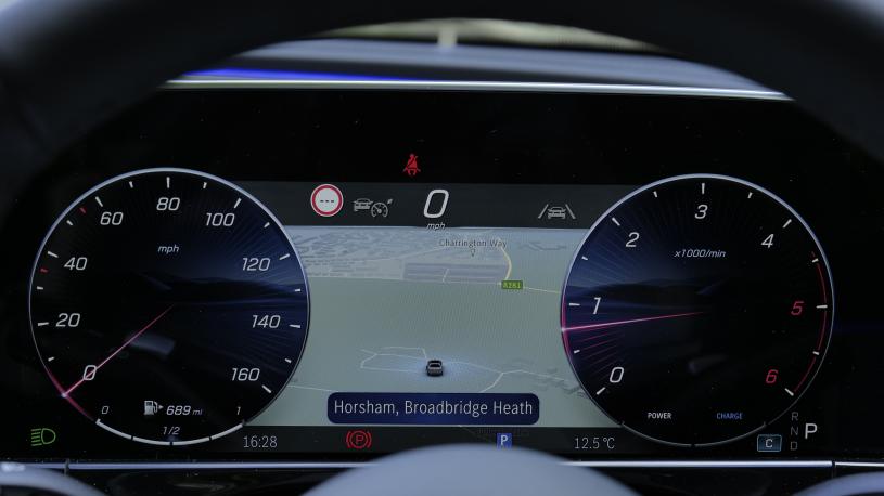 3844569 E300e Urban Edition 4dr 9G-Tronic