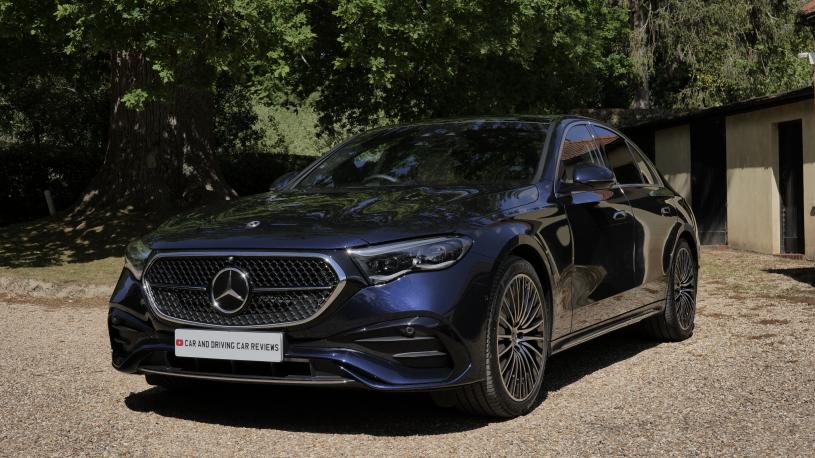 3844571 E300e Exclusive Premium 4dr 9G-Tronic