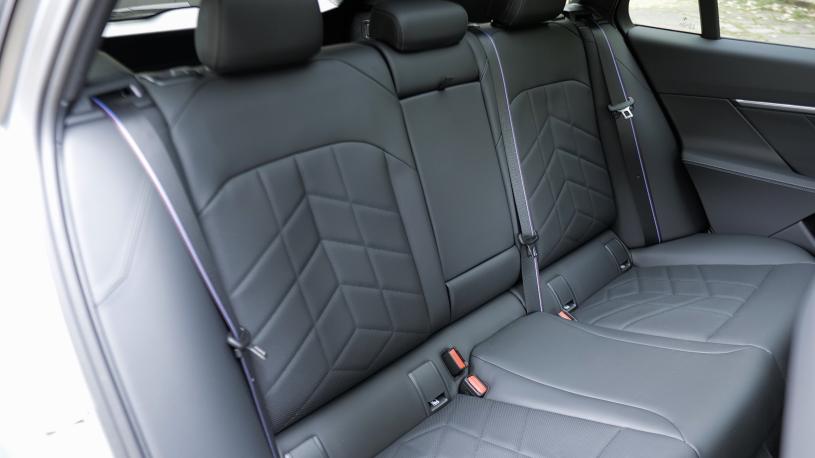 3846732 530e M Sport Pro 5dr Auto [Tech Plus/Comfort Plus]