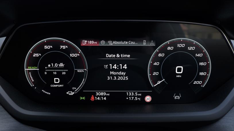 3866675 435kW 105kWh S 4dr Auto