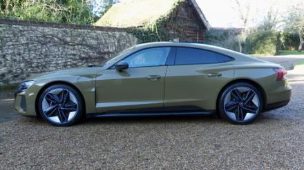 Audi RS E-TRON GT 500kW 105kWh Carbon Black 4dr Auto