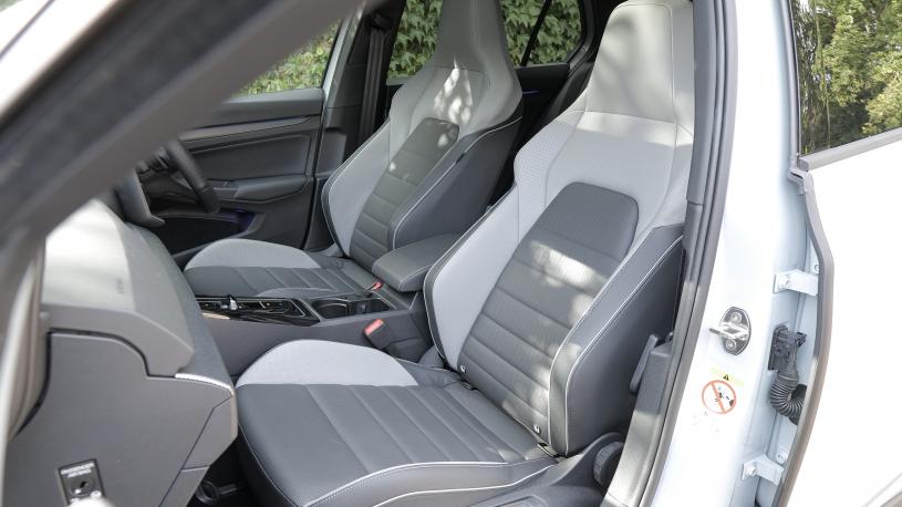 3846580 1.5 TSI 272 GTE eHybrid 5dr DSG