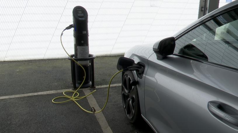 3867102 1.5 eHybrid 204 V3 5dr DSG