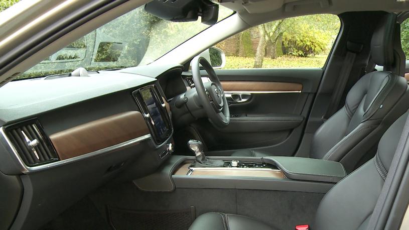 3867119 2.0 T8 [455] PHEV Ultra Dark 5dr AWD Auto