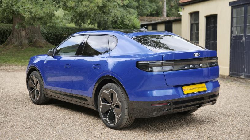 3866042 250kW Premium 79kWh AWD 5dr Auto