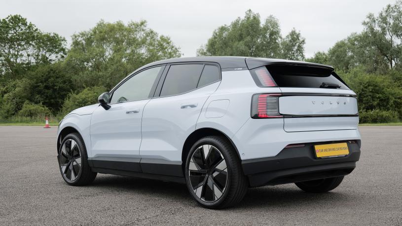 3867200 200kW SM Extended Range Core 69kWh 5dr Auto