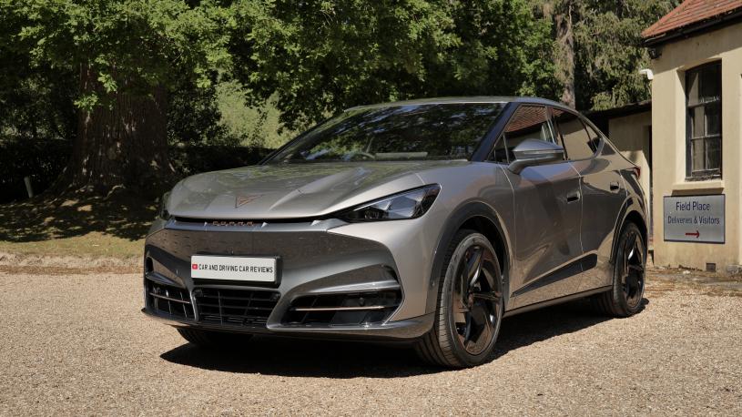 3867234 210kW V2 77kWh 5dr Auto [Winter Pack]