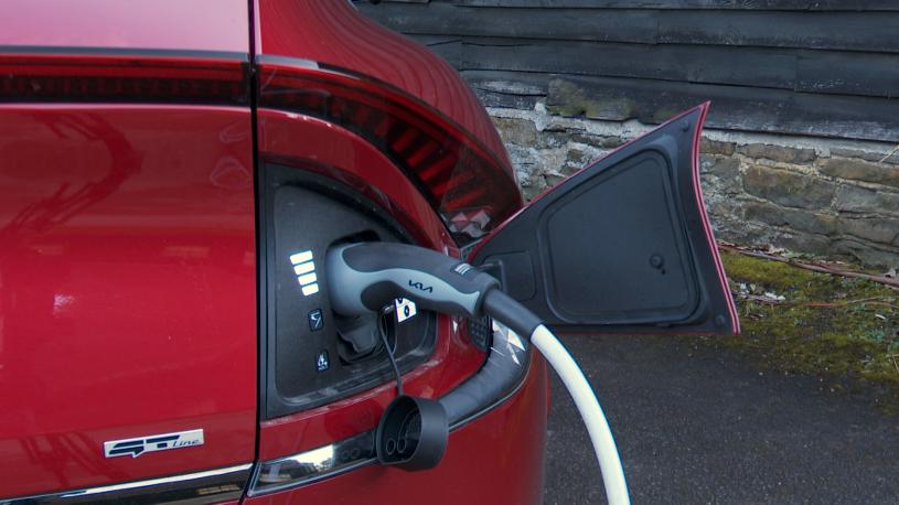 3875129 168kW GT Line 84kWh 5dr Auto