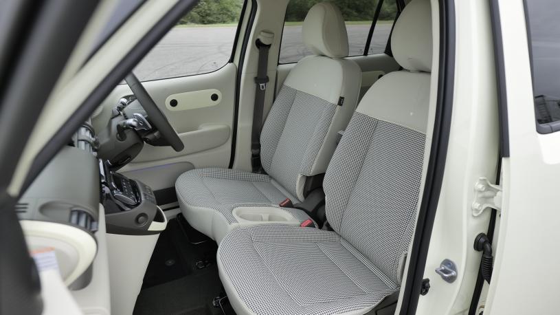 3931412 85kW Cross 49kWh 5dr Auto