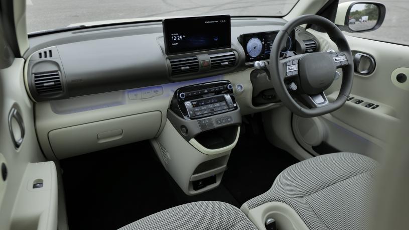 3931412 85kW Cross 49kWh 5dr Auto