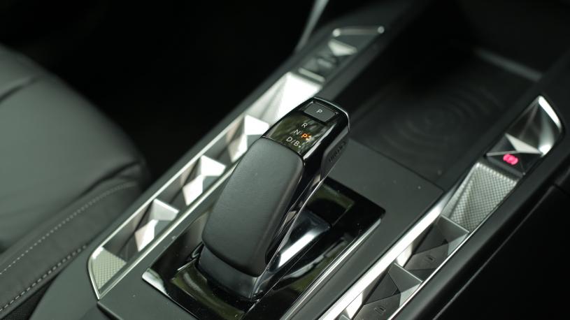 3942621 115kW E-TENSE Etoile 54kWh 5dr Auto