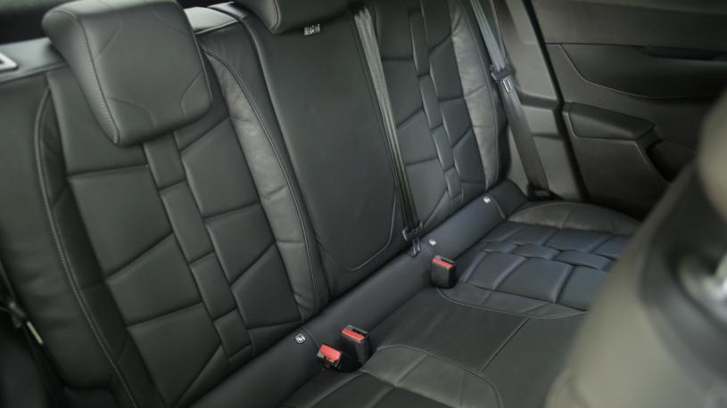 3942621 115kW E-TENSE Etoile 54kWh 5dr Auto