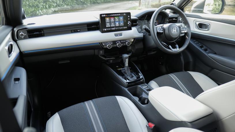 3875259 1.5 eHEV Elegance 5dr CVT