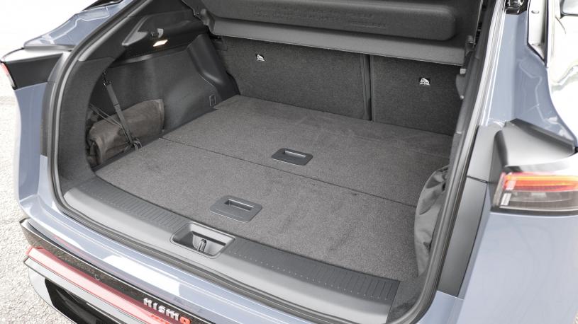 3903588 320kW Nismo 87kWh 22kWCh 5dr e-4ORCE Auto