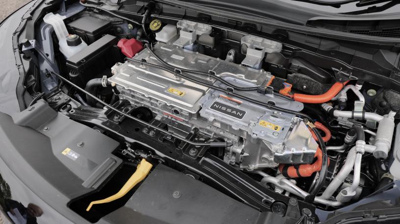 3903588 320kW Nismo 87kWh 22kWCh 5dr e-4ORCE Auto