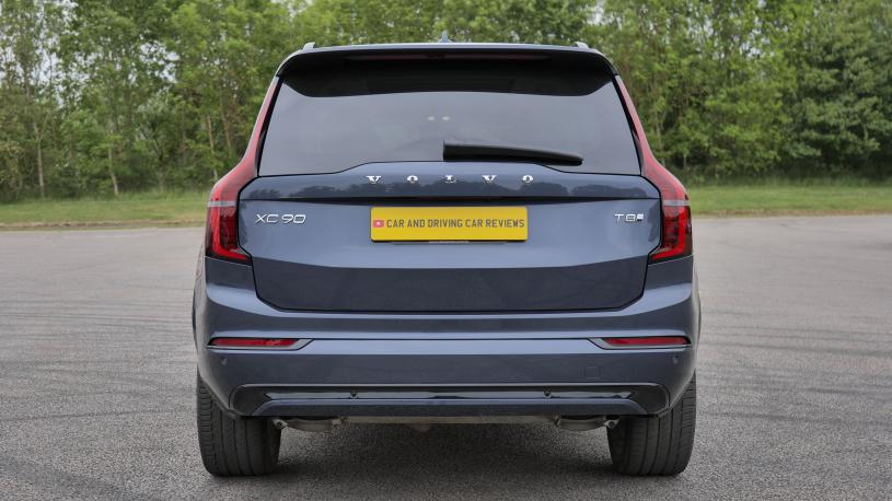 3884106 2.0 T8 PHEV Core Bright 5dr AWD Geartronic