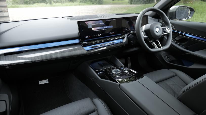 3903543 550e xDrive M Sport 5dr Auto [Tech Plus]