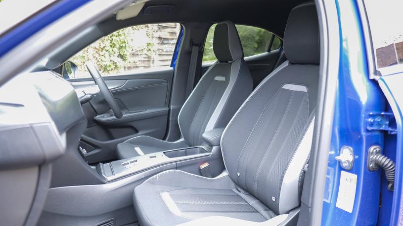 3933462 115kW Ultimate 54kWh 5dr Auto