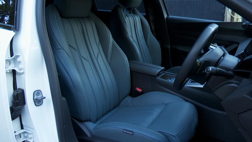 3933395 1.6 Plug-in Hybrid 195 Allure 5dr e-DSC7