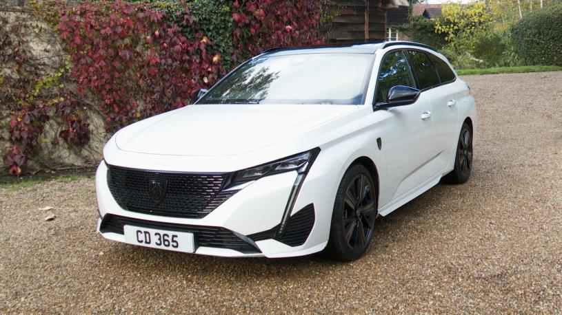 3933396 1.6 Plug-in Hybrid 195 GT 5dr e-DSC7