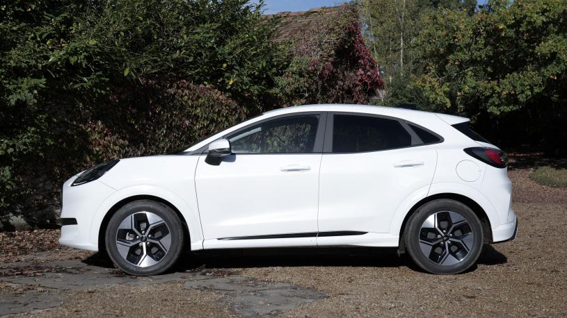 3914065 123kW Select 43kWh 5dr Auto