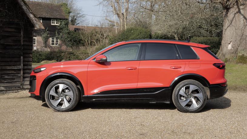 3903572 225kW Performance 100kWh Sport 5dr Auto [S+V]