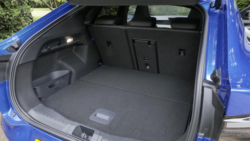 3909767 125kW Premium 52kWh 5dr Auto