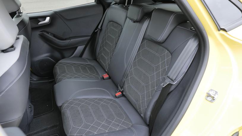 3942637 123kW Premium 43kWh 5dr Auto [Adv Driver Assist]