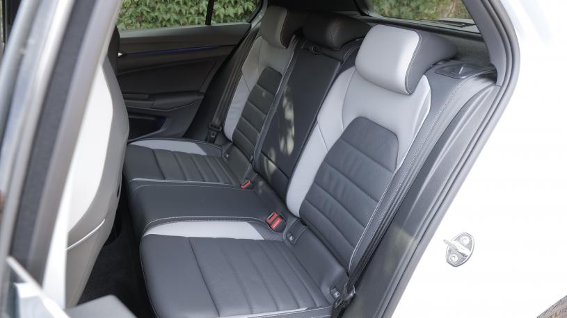 3909842 1.5 TSI 204 Match eHybrid 5dr DSG