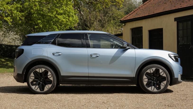 3946713 250kW Select 79kWh AWD 5dr Auto