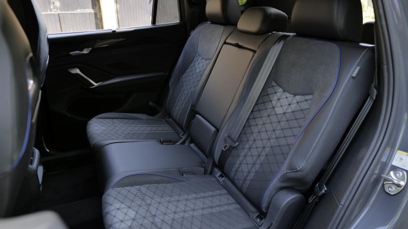 3938377 1.5 TSI eHybrid Life 5dr DSG6