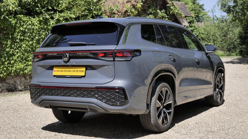 3938375 1.5 TSI eHybrid R-Line 5dr DSG6