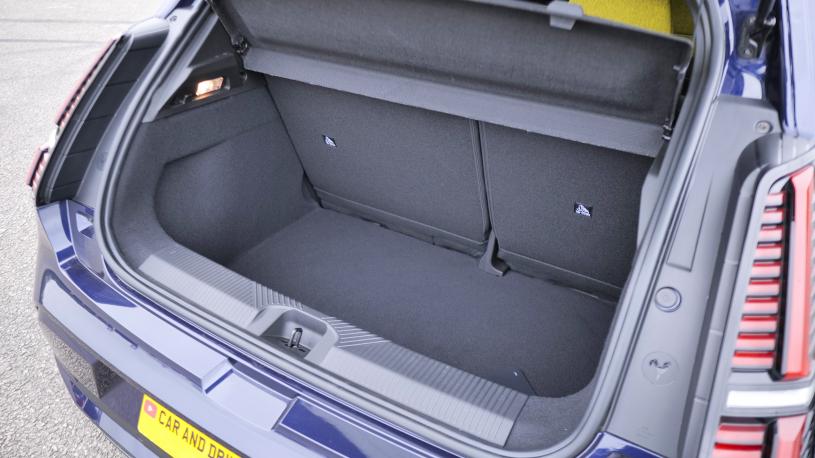 3946999 110kW Roland Garros Comfort Range 52kWh 5dr Auto