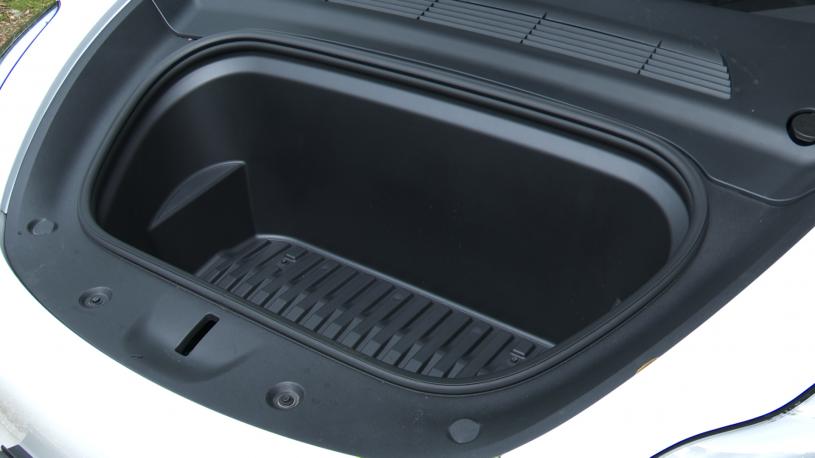 3938155 Standard Range RWD 5dr Auto