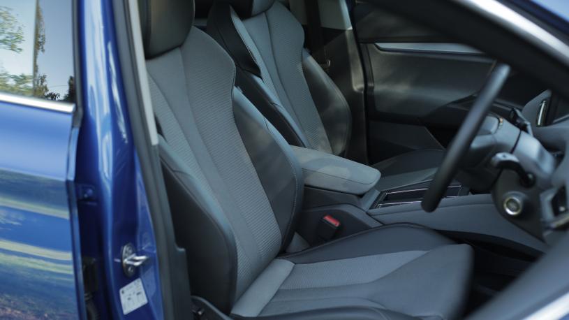 3938113 210kW 85 Edition 82kWh 5dr Auto