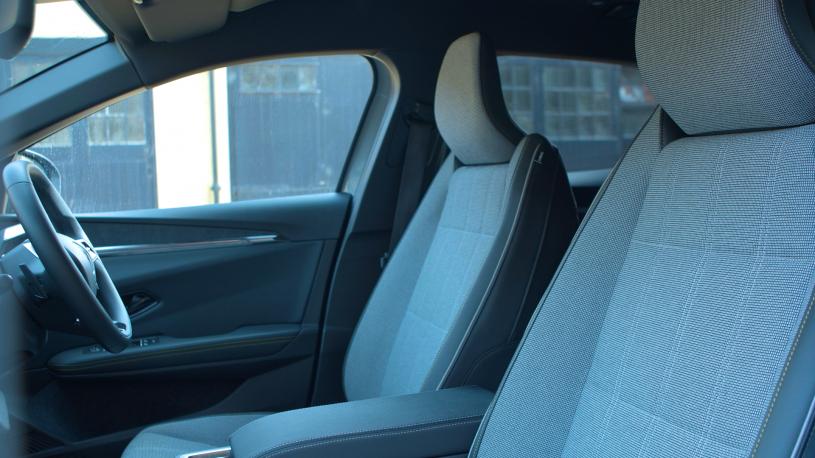 3955004 EV60 160kW Techno Esprit Alpine 60kWh 5dr Auto