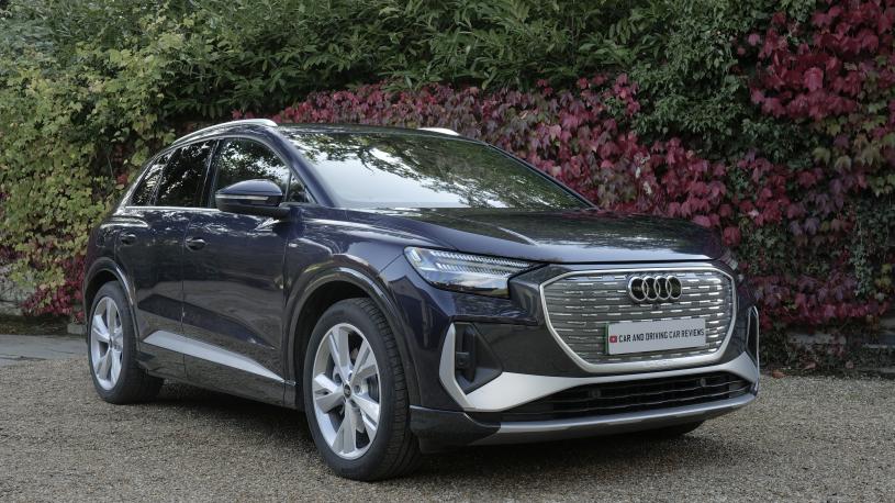 3940899 150kW 40 63kWh S Line 5dr Auto [Leather/Tech Pack]