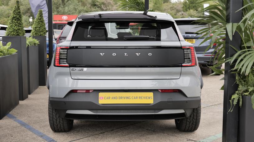 3940958 315kW TM Perf Cross Country Ultra 69kWh 5dr Auto