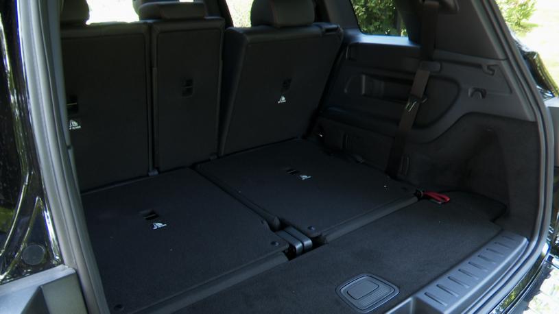 3940939 EQB 300 4M 168kW AMG Line Executive 70.5kWh 5dr At