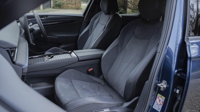 3942784 210kW Match Pro Plus 77kWh 5dr Auto [Ext+ Pan]