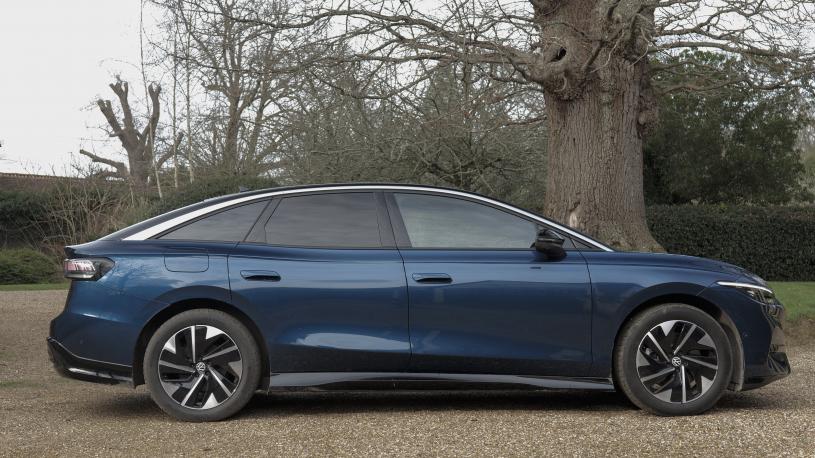 3942788 250kW 4MOTION GTX Plus 86kWh 5dr Auto [Ext+ Pan]